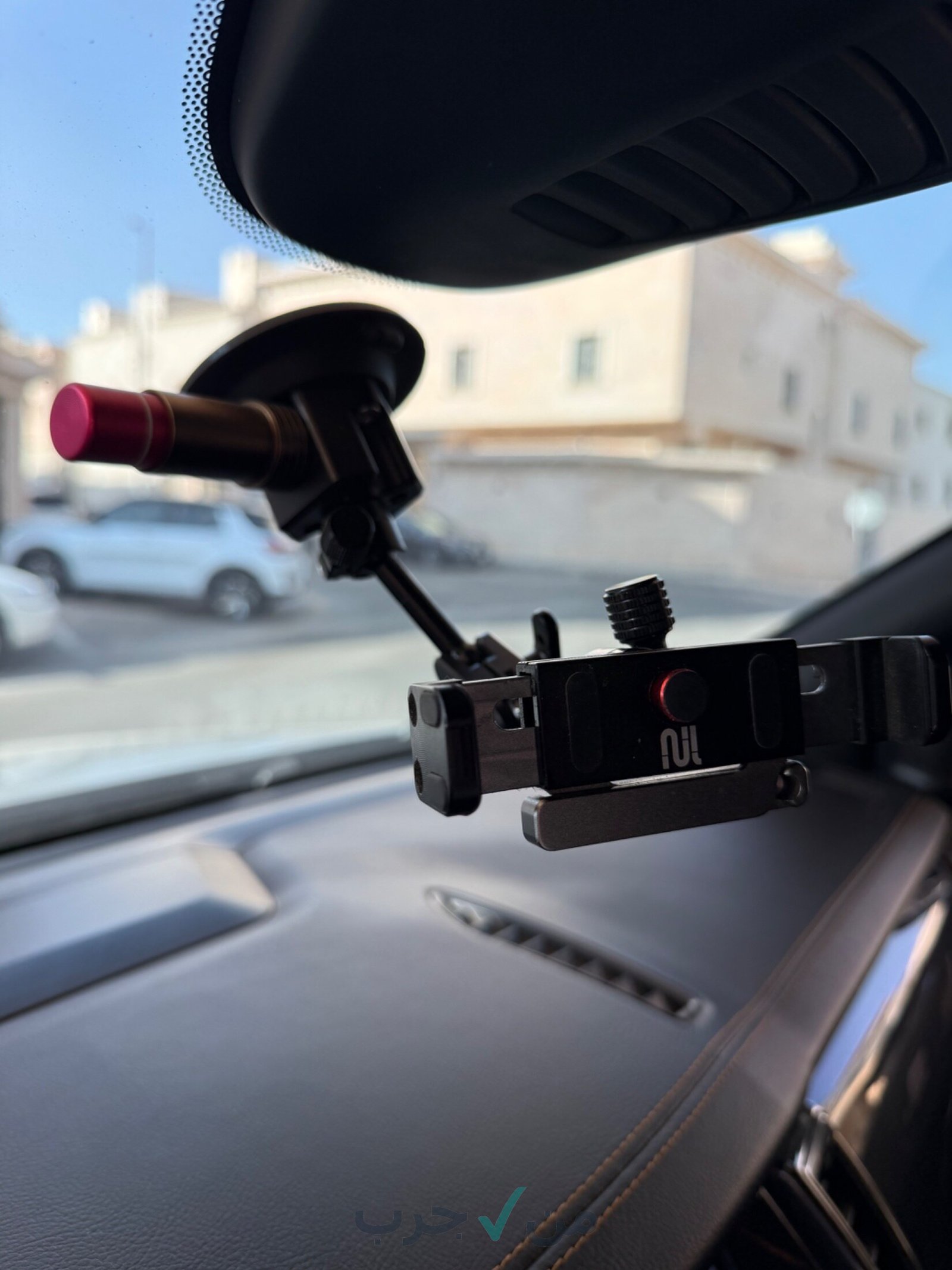 قاعدة جوال الومنيوم مغناطيس شفط هواء